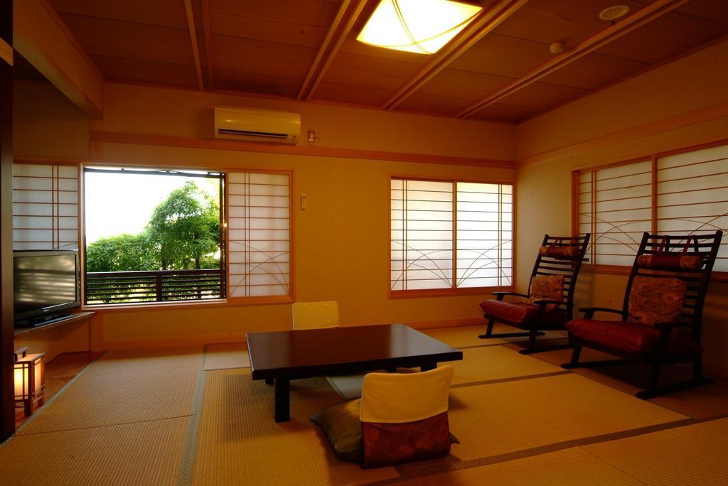 Yusakaso Hakone Quarto foto